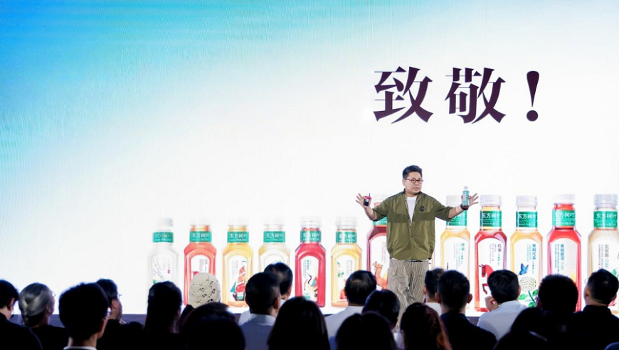 英国名模模仿徐冬冬招牌动作,澳门聚宝盆正版兔费资料,重点解答解释落实_精简版V1.79